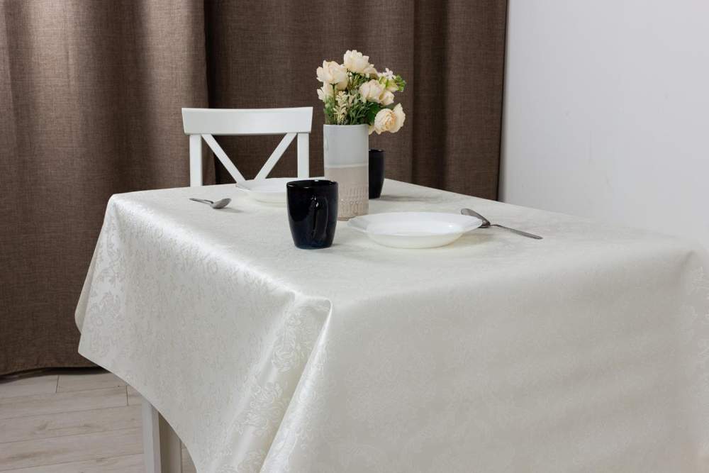 Клеенка ПВХ Эколайн Розалина белый 140см в основе полиуретан/поверхность термо ПВХ JYPD-002 /13382