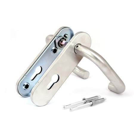 Ручки на планке Apecs HP-72.1303-INOX противопожарные