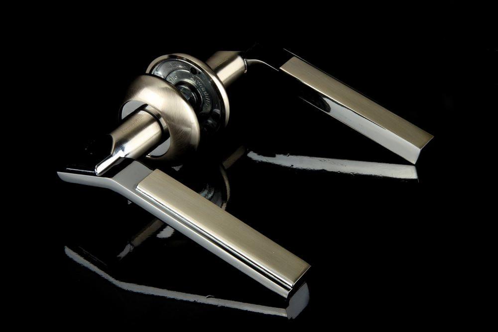 *Ручка раздельная Cosmo LD147-1SN/CP-3 мат.никель/хром