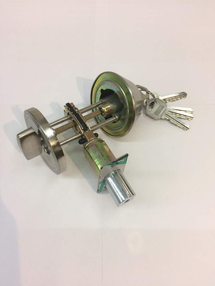 Замок врезной deadbolt 101 (кл/верт) 3 ключа Никель