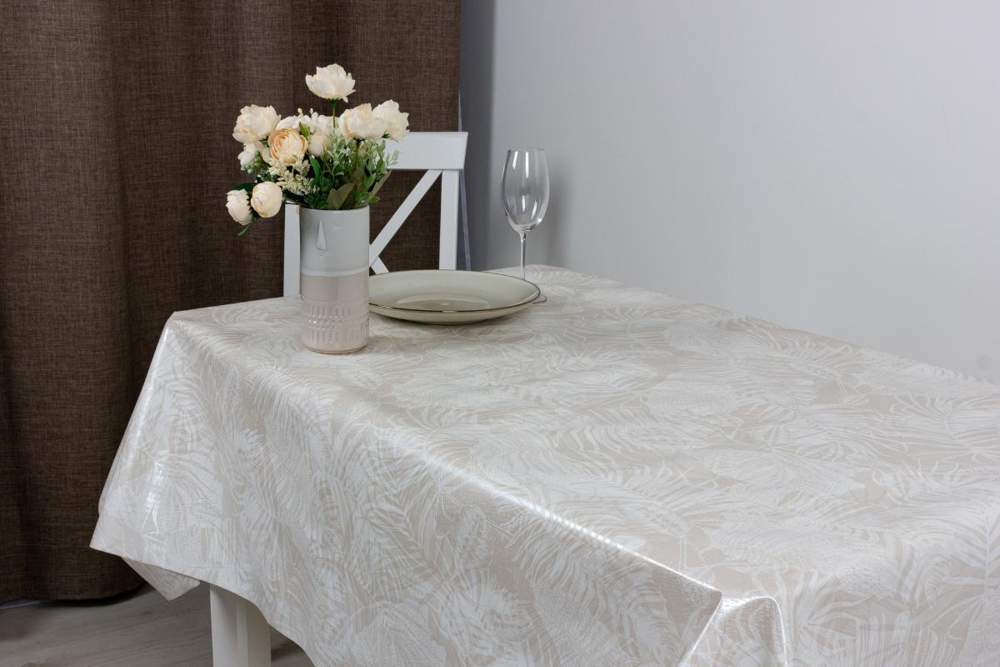 Клеенка ПВХ Ларио Тропикана 140см нетканая основа Plastima DB57/11527